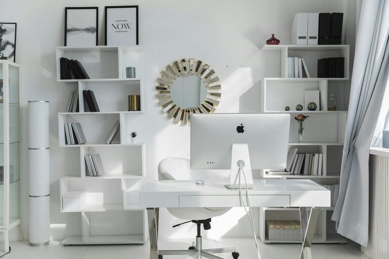 Consejos prácticos para crear un espacio de trabajo en casa eficiente y cómodo